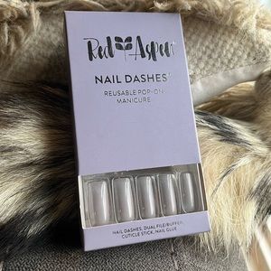 Red Aspen Nails / I Think Your Griege Haley